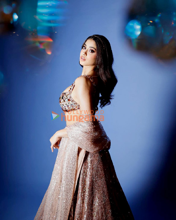janhvi kapoor 59