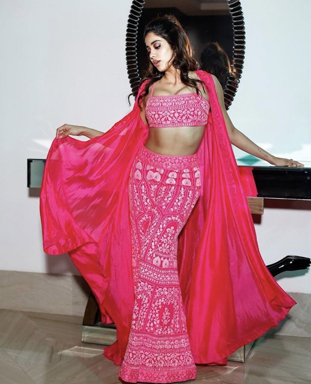 Janhvi Kapoor is a vision in Manish Malhotra’s neon pink co-ord set as she visits Jaipur for Mili promotions 