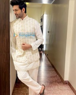 Celeb Photos Of Kartik Aaryan