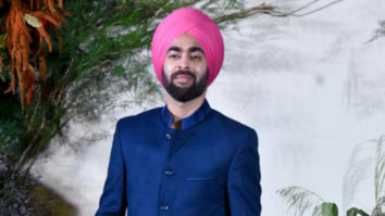 Manjot Singh arrives for Richa-Ali’s reception in blue suit