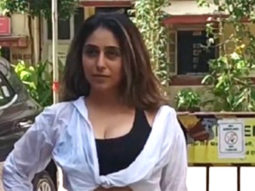 Neha Bhasin is the perfect combination of sporty and sexy