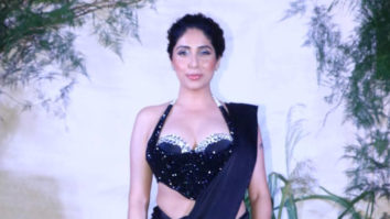 Neha Bhasin kills it with her beautiful smile as she poses for paps in black saree