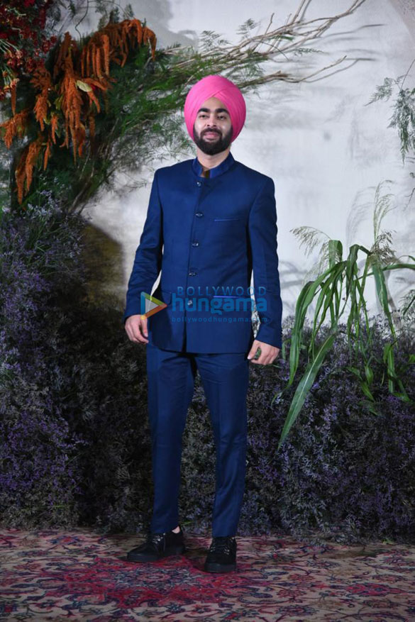 photos ali fazal and richa chadha snapped at their wedding reception along with other celebs final 23