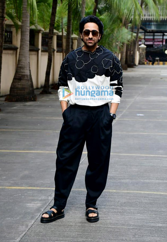 photos ayushmann khurrana snapped during doctor g promotions 1