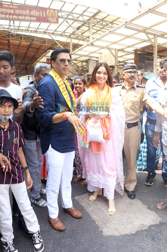 photos babli bouncer star tamannaah bhatia and director madhur bhandarkar snapped at siddhivinayak temple 1