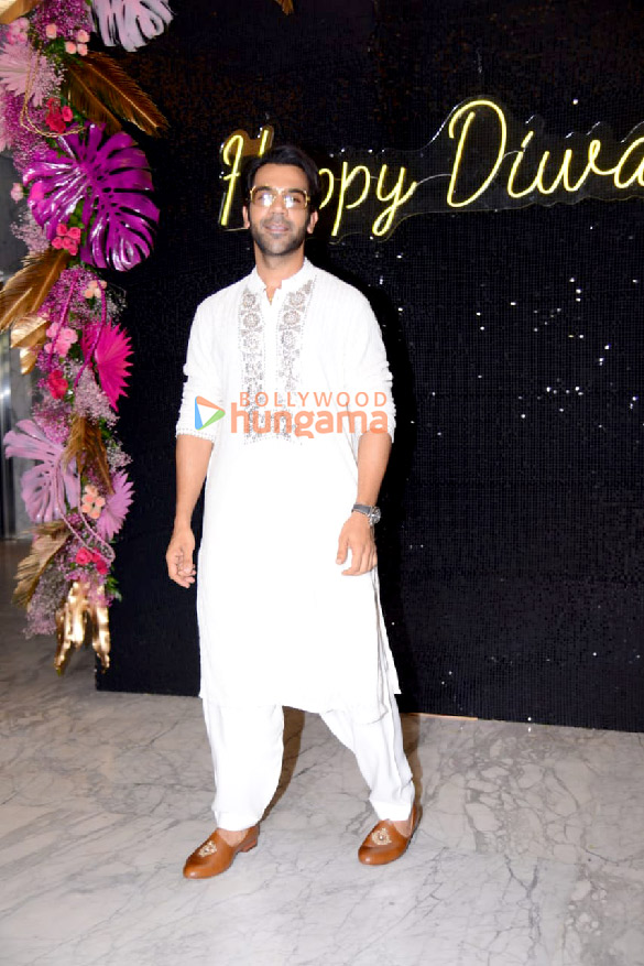 photos celebs attend krishan kumars diwali bash 12