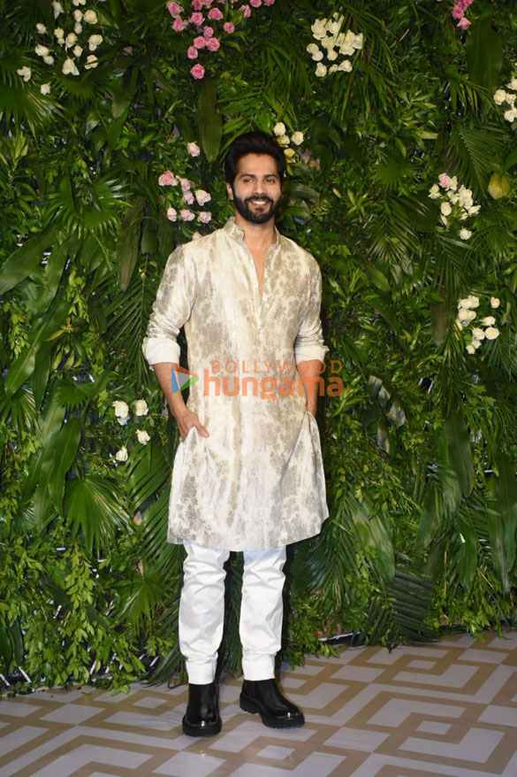photos celebs attend kriti sanons diwali bash 709 3