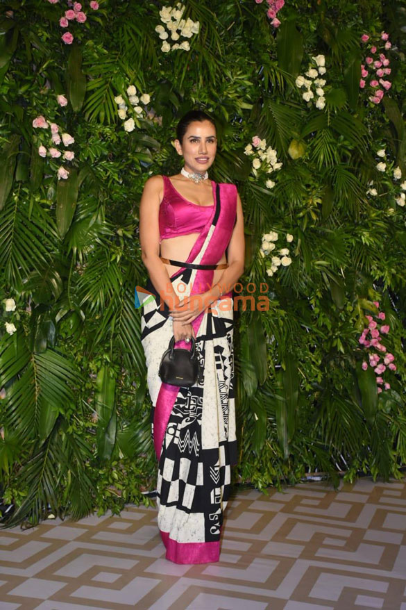 photos celebs attend kriti sanons diwali bash 709 7 2