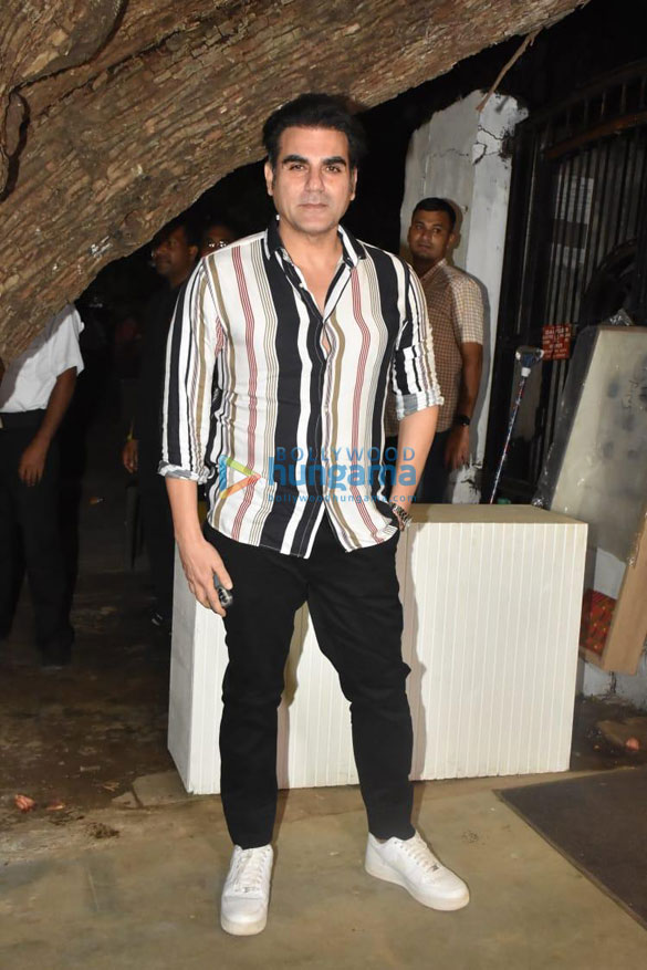 photos celebs grace ashvini yardis birthday bash 88944 5