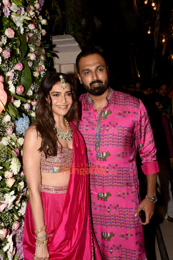 photos celebs grace ekta kapoors diwali bash 35