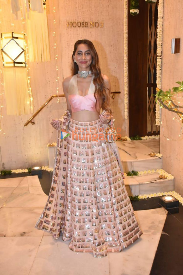 photos celebs grace pre diwali party at manish malhotras residence 3