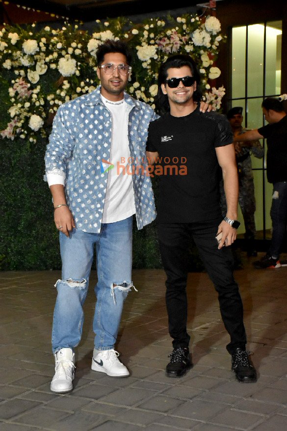 photos salman khan kangana ranaut arbaaz khan and attend aayush sharmas birthday party in bandra 24