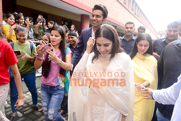 photos sara ali khan snapped at the interactive session no shame in new delhi 2
