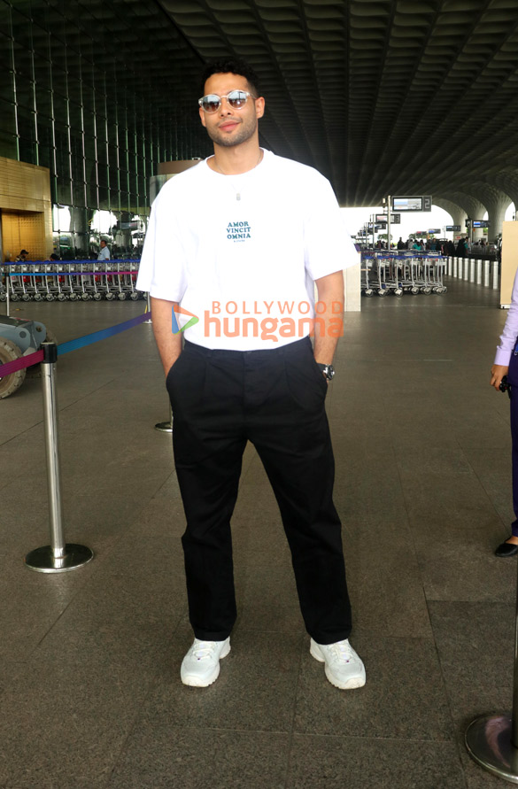photos siddhant chaturvedi sonal chauhan and others snapped at the airport 6