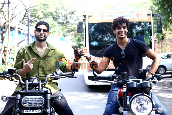 photos siddhant chaturvedi and ishaan khatter arrive on bikes on bigg boss 16 set for phone bhoot promotions 1