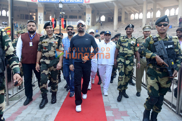 Photos: Suniel Shetty snapped during the BSF Marathon 2022 at JCP Attari