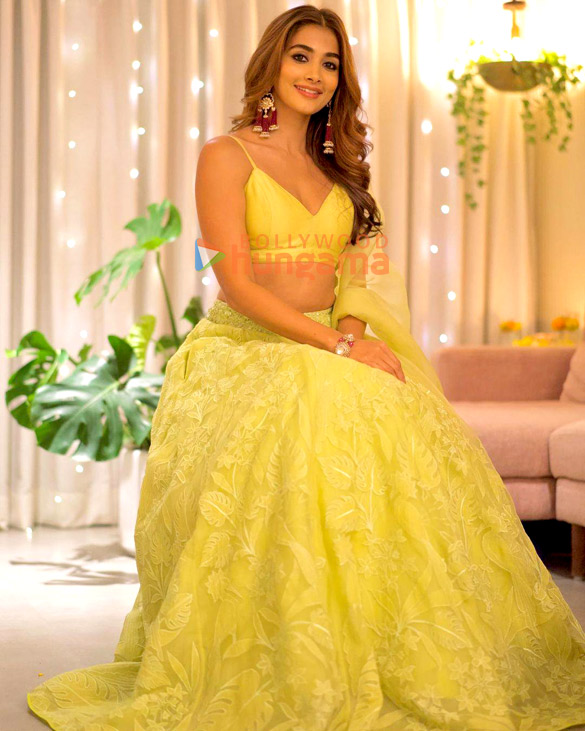 pooja hegde 3 63