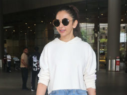 Rakul Preet Singh gets clicked at the airport