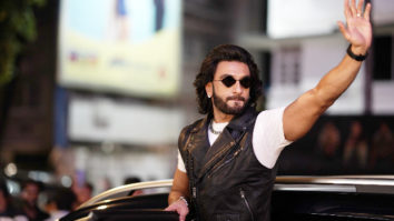 Ranveer Singh enthralls the streets of Mumbai with a bunch of rappers, watch videos
