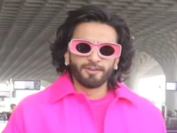 Ranveer Singh look like a flash of bright pink as he poses for paps at airport