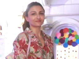 Soha Ali Khan poses for paps with baby Inaaya