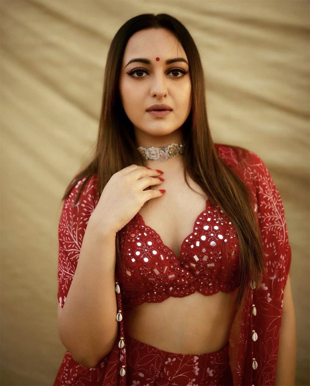 Sonakshi Sinha sparkles in red embellished sharara & cape paired with hand embroidered blouse worth Rs.8 0,000 Sonakshi Sinha sparkles in red embellished sharara & cape paired with hand embroidered blouse worth Rs.8 0,000