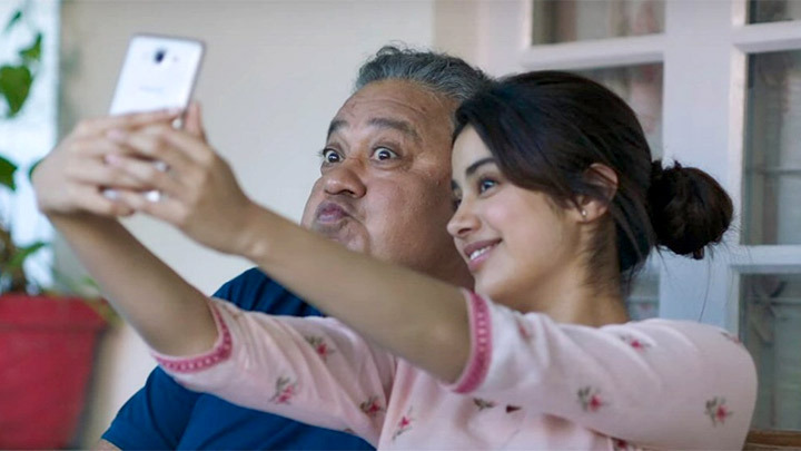 Sun Aye Mili – Mili | Janhvi Kapoor and Manoj Pahwa Sun Aye Mili – Mili | Janhvi Kapoor and Manoj Pahwa