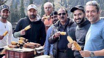 Sunny Deol takes out his ‘gang’ for birthday ‘bhutta’ treat