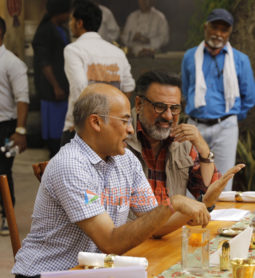 On the sets of the movie Uunchai