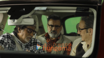 On the sets of the movie Uunchai