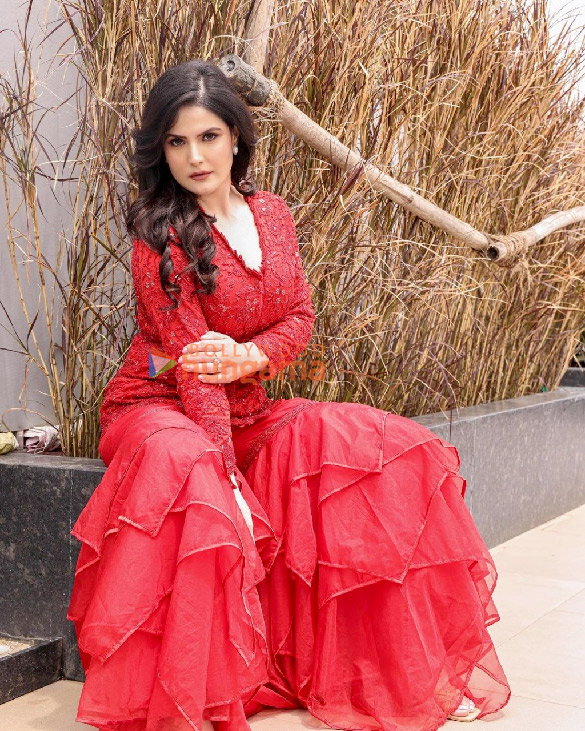 zareen khan 2 35