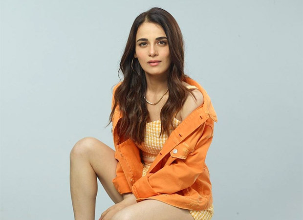 ”It’s been a beautiful beautiful year guys”, says Radhika Madan as she wraps shoot for her 5th film of the year- an untitled one with Akshay Kumar ”It’s been a beautiful beautiful year guys”, says Radhika Madan as she wraps shoot for her 5th film of the year- an untitled one with Akshay Kumar