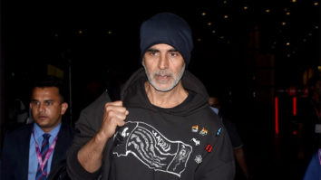 Akshay Kumar clicked in a green hoodie and a cap