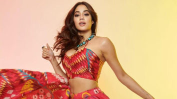 Janhvi Kapoor swirls around in her beautiful pink lehenga