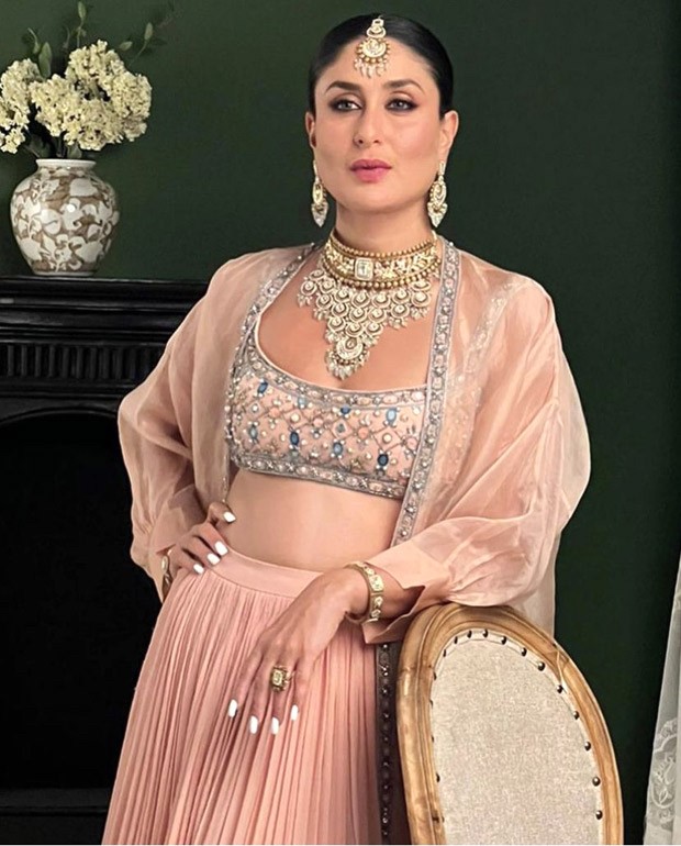 Kareena Kapoor Khan's pastel pink lehenga by Ridhi Mehra, which costs Rs. 78K will undoubtedly inspire your sangeet look 