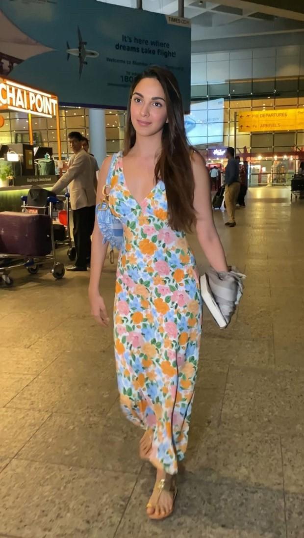 Kiara Advani’s floral midi dress from summer somewhere worth Rs.5k is an apt choice for an evening soiree