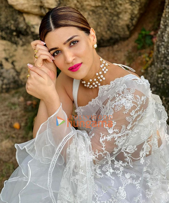 kriti sanon 1 140