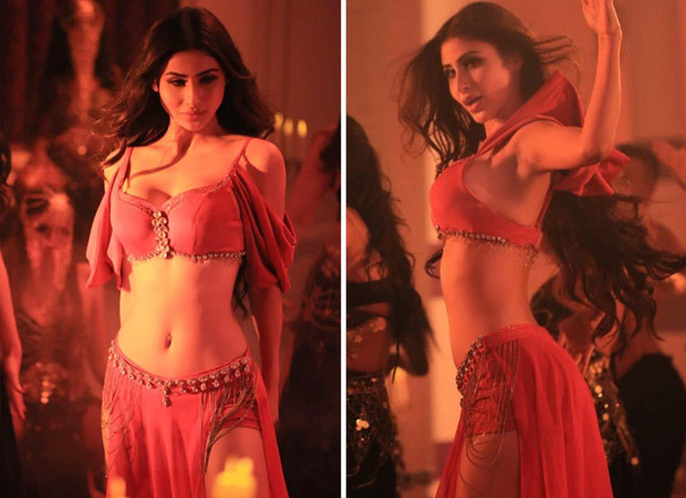 Mouni Roy leaves fans awe struck as she raises temperatures in BTS pictures from the set of Fakeeran