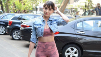Nora Fatehi flaunts her perfect curves as she poses for paps