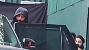 Paps wait outside to catch a glimpse of Ranbir Kapoor