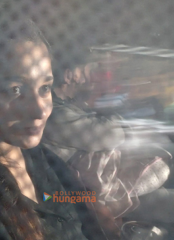 photos alia bhatt returns home with ranbir kapoor and neetu singh