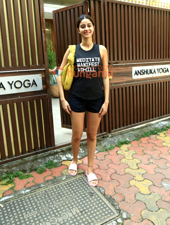 photos ananya panday spotted outside yoga class in bandra 2