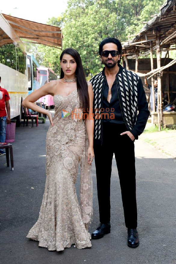 photos ayushmann khurrana jaideep ahlawat nora fatehi and kapil sharma snapped on the sets of the kapil sharma show promoting an action hero 4