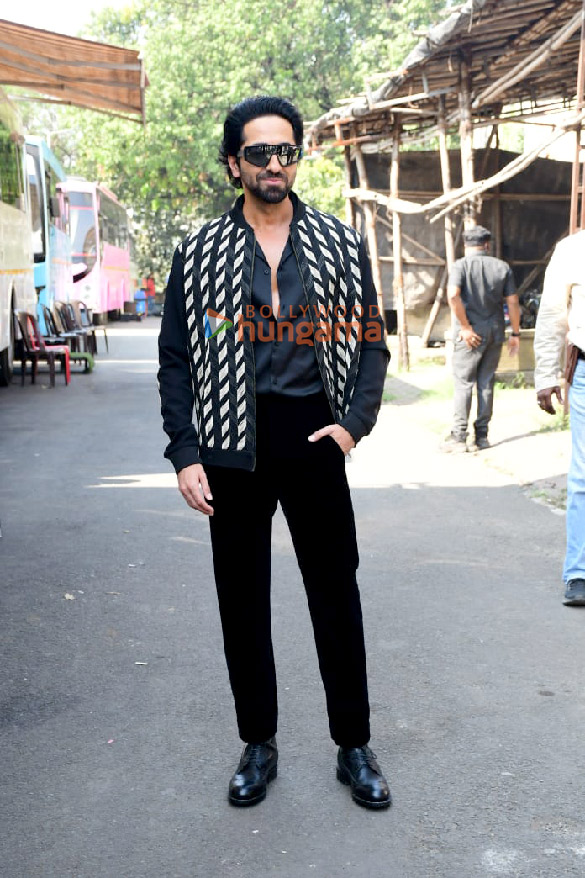 photos ayushmann khurrana jaideep ahlawat nora fatehi and kapil sharma snapped on the sets of the kapil sharma show promoting an action hero 5