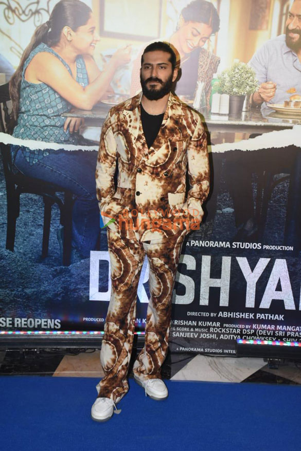 photos celebs attend the premiere of drishyam 2 0078 6
