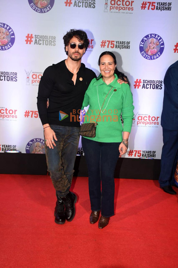 photos celebs grace the special screening of uunchai 6