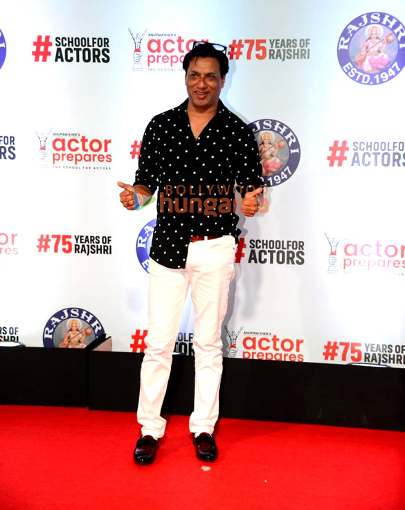 photos celebs grace the special screening of uunchai7 10