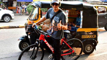 Photos: Ishaan Khatter snapped cycling in Bandra