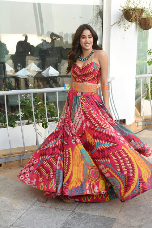 photos janhvi kapoor promotes her film mili 4