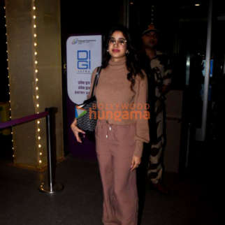 Photos: Janhvi Kapoor snapped at the airport
